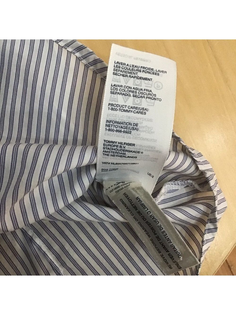 2/40$TOMMY Hilfiger cute dress blouse flutter detail button up blue white formal - Picture 6 of 9
